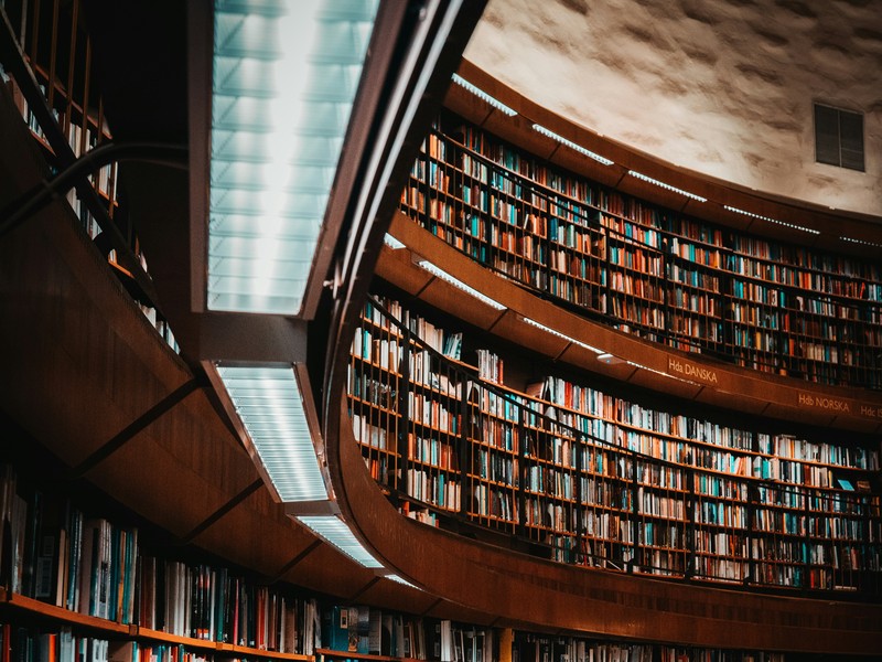 Free to use under the Unsplash License. Courtesy of Emil Widlund.